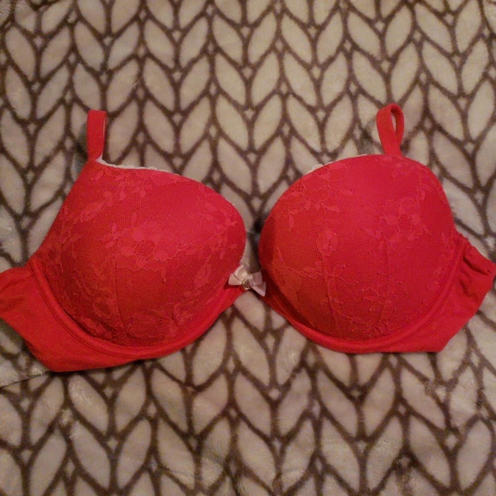 Body by Victoria Push Up Bra